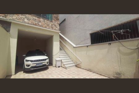 Casa à venda com 159m², 3 quartos e 3 vagas