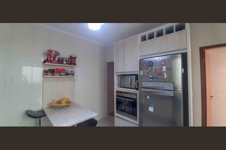 Casa à venda com 159m², 3 quartos e 3 vagas