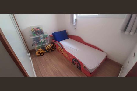 Casa à venda com 159m², 3 quartos e 3 vagas