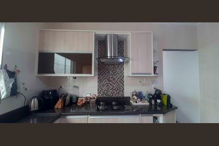 Casa à venda com 159m², 3 quartos e 3 vagas