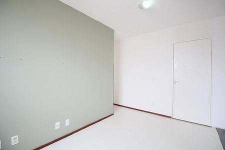 Sala de apartamento para alugar com 2 quartos, 42m² em Vila Pirajussara, São Paulo