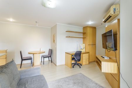 Sala de apartamento para alugar com 2 quartos, 54m² em Vila Olímpia, São Paulo