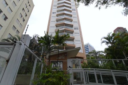 Apartamento à venda com 56m², 1 quarto e 2 vagasFachada