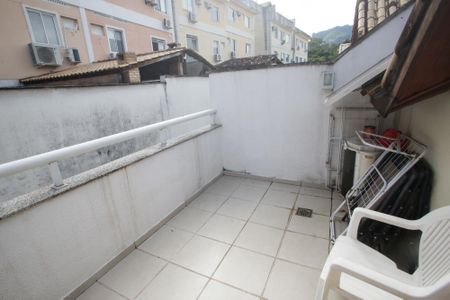 Casa de condomínio à venda com 167m², 4 quartos e 2 vagasVaranda do Terraço