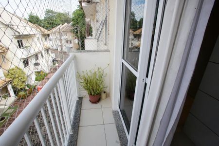 Casa de condomínio à venda com 167m², 4 quartos e 2 vagasvaranda do Quarto Suíte 1
