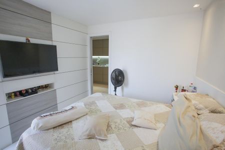 Casa de condomínio à venda com 167m², 4 quartos e 2 vagasQuarto Suíte 1