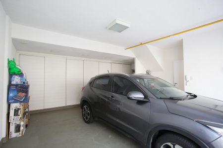 Casa de condomínio à venda com 167m², 4 quartos e 2 vagasGaragem