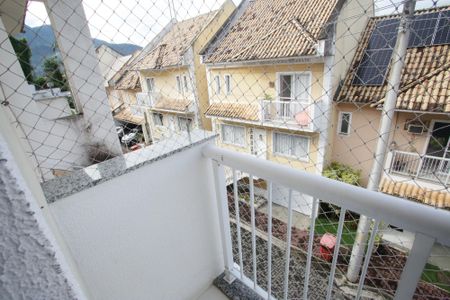 Casa de condomínio à venda com 167m², 4 quartos e 2 vagasvaranda do Quarto Suíte 1