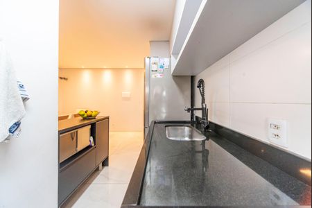 Apartamento à venda com 82m², 2 quartos e 2 vagas Apartamento à venda com 82m², 2 quartos e 2 vagasCozinha