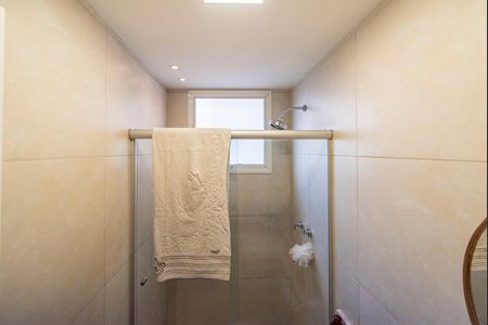 Apartamento à venda com 82m², 2 quartos e 2 vagas Apartamento à venda com 82m², 2 quartos e 2 vagasBanheiro do Quarto 2