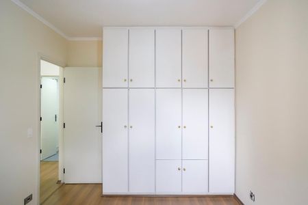 Apartamento à venda com 70m², 3 quartos e 1 vagaQuarto 2