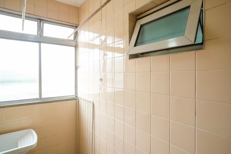 Apartamento à venda com 70m², 3 quartos e 1 vagaÁrea de serviço