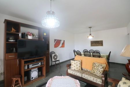 Apartamento para alugar com 120m², 3 quartos e 1 vaga Apartamento para alugar com 120m², 3 quartos e 1 vagaSala