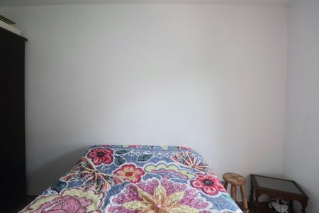 Apartamento para alugar com 120m², 3 quartos e 1 vaga Apartamento para alugar com 120m², 3 quartos e 1 vagaQuarto