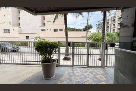 Apartamento para alugar com 120m², 3 quartos e 1 vaga Apartamento para alugar com 120m², 3 quartos e 1 vagaFachada