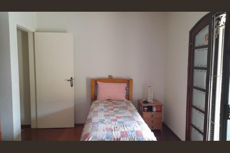 Casa à venda com 201m², 3 quartos e 2 vagasQuarto