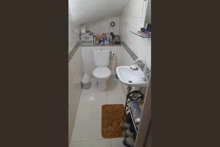 Casa à venda com 201m², 3 quartos e 2 vagasBanheiro