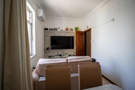 Sala de apartamento à venda com 2 quartos, 120m² em Olaria, Rio de Janeiro