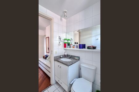 Apartamento à venda com 57m², 2 quartos e 1 vagaBanheiro da Suíte