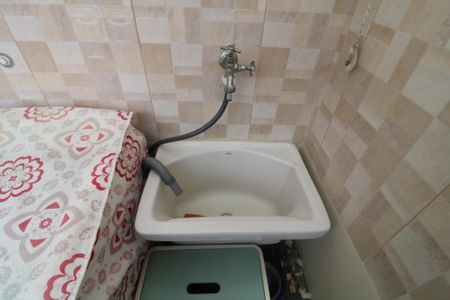 Apartamento à venda com 65m², 2 quartos e 1 vagaÁrea de Serviço