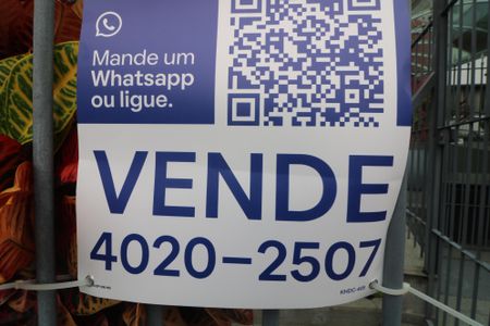 Apartamento à venda com 65m², 2 quartos e 1 vagaFachada