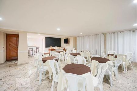 Apartamento à venda com 65m², 2 quartos e 1 vagaÁrea comum - Salão de festas