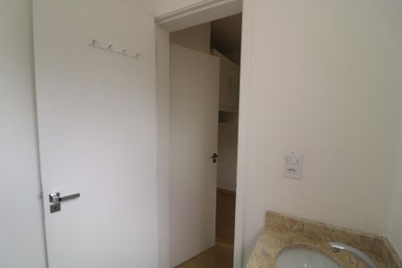 Casa de condomínio à venda com 75m², 2 quartos e 2 vagasBanheiro da Suíte