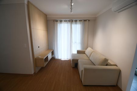 Sala de apartamento para alugar com 2 quartos, 74m² em Jardim Myrian Moreira da Costa, Campinas