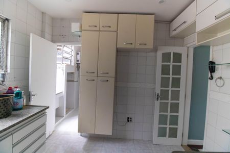 Apartamento à venda com 85m², 3 quartos e sem vaga Apartamento à venda com 85m², 3 quartos e sem vagaCozinha