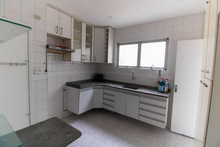 Apartamento à venda com 85m², 3 quartos e sem vaga Apartamento à venda com 85m², 3 quartos e sem vagaCozinha