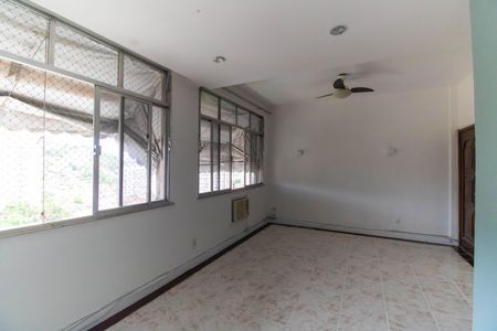 Sala de apartamento à venda com 3 quartos, 85m² em Fonseca, Niterói