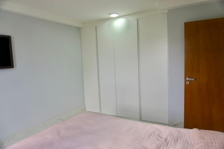 Apartamento à venda com 136m², 4 quartos e 3 vagasSuíte 3