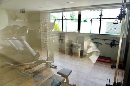 Apartamento à venda com 136m², 4 quartos e 3 vagasÁrea comum - Academia