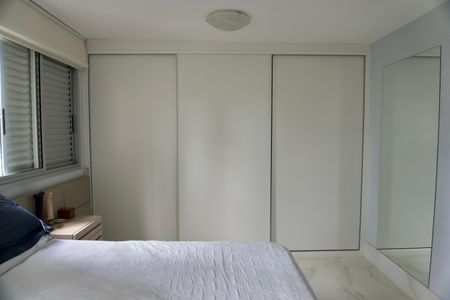 Apartamento à venda com 136m², 4 quartos e 3 vagasSuíte 2