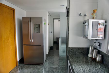Apartamento à venda com 136m², 4 quartos e 3 vagasCozinha