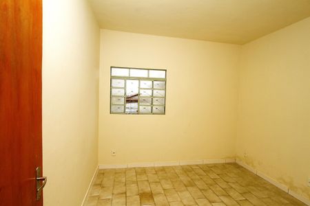 Quarto  de casa para alugar com 1 quarto, 40m² em Salgado Filho, Belo Horizonte