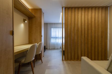 Sala de kitnet/studio para alugar com 1 quarto, 35m² em Jardim das Acacias, São Paulo