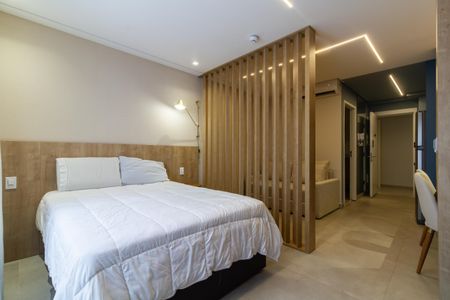 Quarto de kitnet/studio para alugar com 1 quarto, 35m² em Jardim das Acacias, São Paulo