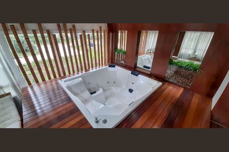 Apartamento à venda com 254m², 4 quartos e 4 vagas Apartamento à venda com 254m², 4 quartos e 4 vagasÁrea comum