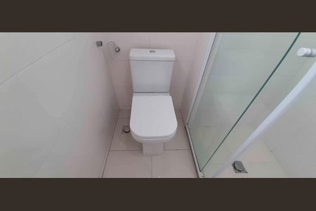 Apartamento à venda com 254m², 4 quartos e 4 vagas Apartamento à venda com 254m², 4 quartos e 4 vagasBanheiro da Suíte 3