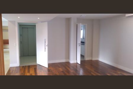 Apartamento à venda com 254m², 4 quartos e 4 vagas Apartamento à venda com 254m², 4 quartos e 4 vagasFoto 26