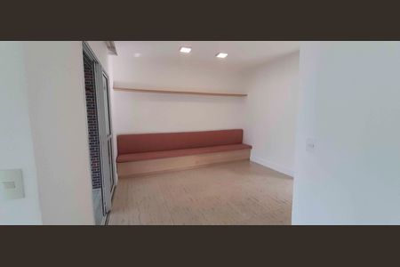 Apartamento à venda com 254m², 4 quartos e 4 vagas Apartamento à venda com 254m², 4 quartos e 4 vagasSala 2