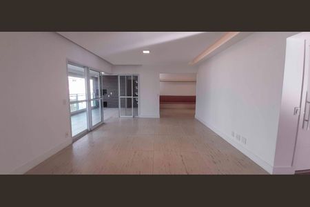 Apartamento à venda com 254m², 4 quartos e 4 vagas Apartamento à venda com 254m², 4 quartos e 4 vagasSala de Jantar