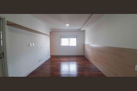 Apartamento à venda com 254m², 4 quartos e 4 vagas Apartamento à venda com 254m², 4 quartos e 4 vagasSuíte 1