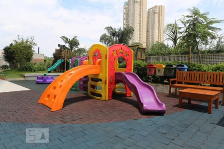 Apartamento à venda com 254m², 4 quartos e 4 vagas Apartamento à venda com 254m², 4 quartos e 4 vagasÁrea comum