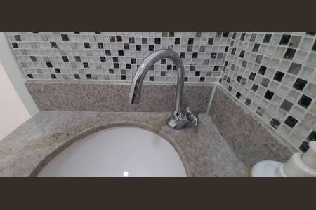 Apartamento à venda com 254m², 4 quartos e 4 vagas Apartamento à venda com 254m², 4 quartos e 4 vagasBanheiro de Serviço
