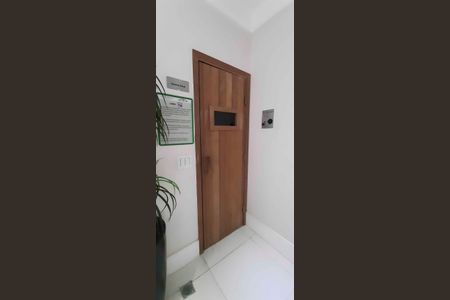 Apartamento à venda com 254m², 4 quartos e 4 vagas Apartamento à venda com 254m², 4 quartos e 4 vagasÁrea comum