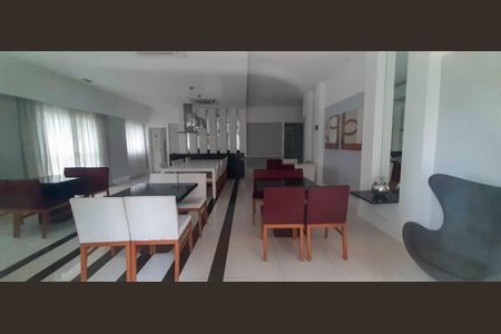 Apartamento à venda com 254m², 4 quartos e 4 vagas Apartamento à venda com 254m², 4 quartos e 4 vagasÁrea comum