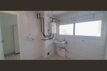 Apartamento à venda com 254m², 4 quartos e 4 vagas Apartamento à venda com 254m², 4 quartos e 4 vagasÁrea de Serviço