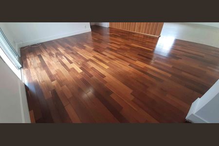 Apartamento à venda com 254m², 4 quartos e 4 vagas Apartamento à venda com 254m², 4 quartos e 4 vagasSala